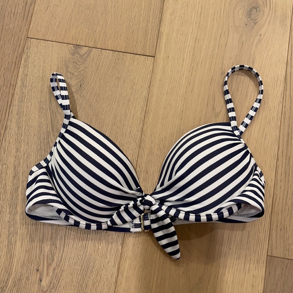 Bikini top